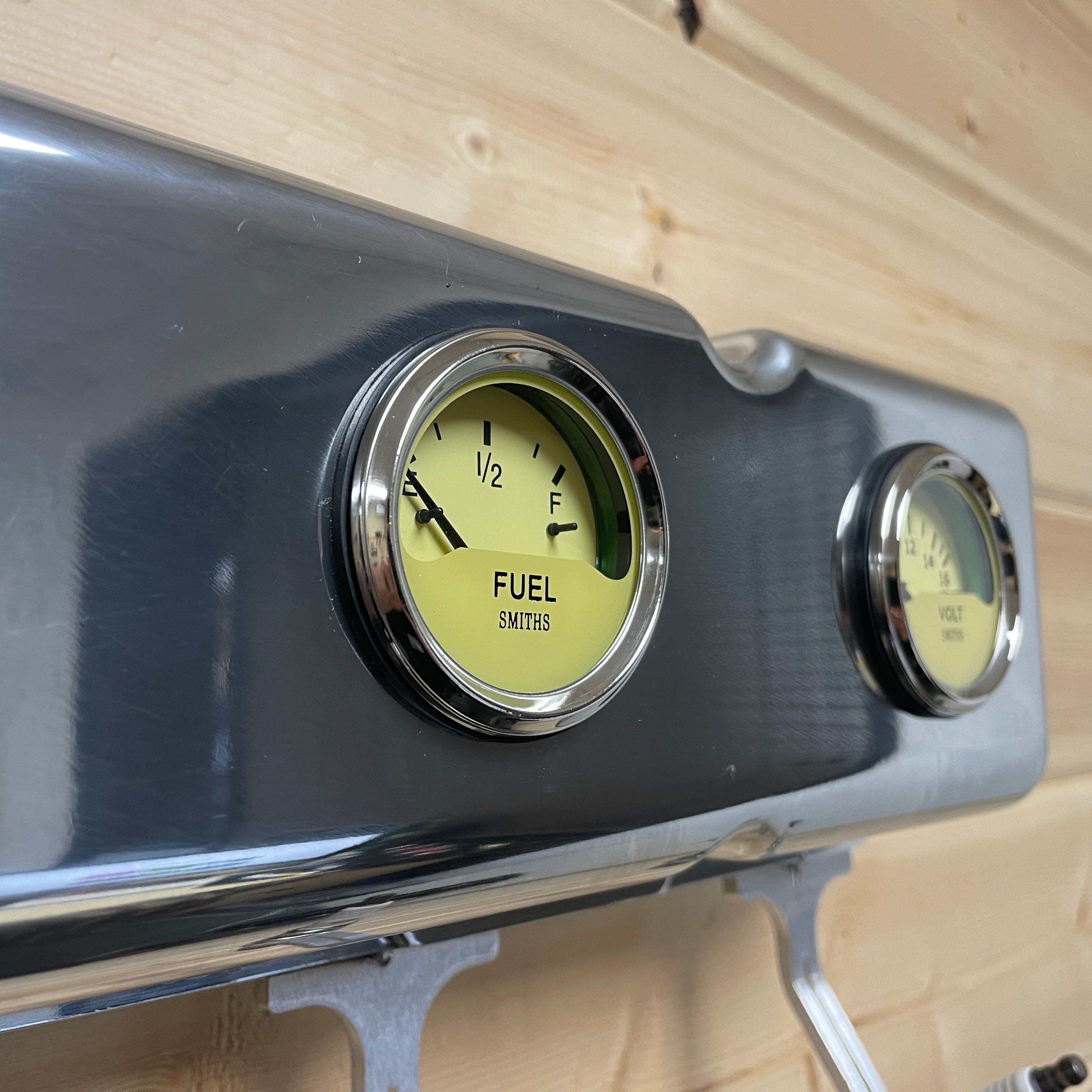 Small Block Chevy Valve Cover Coat Rack | 4-Gauge Design - Die Cast Aluminum | Polished Valve Cover & Yellow Gauges